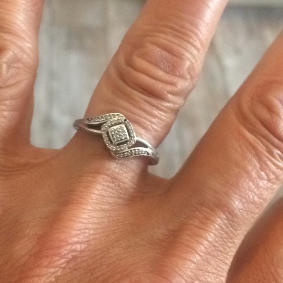 Kays daimond ring - Picture 8 of 10